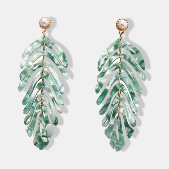 GREEN or WHITE Acrylic Leaf Earrings - Picture 4 of 6